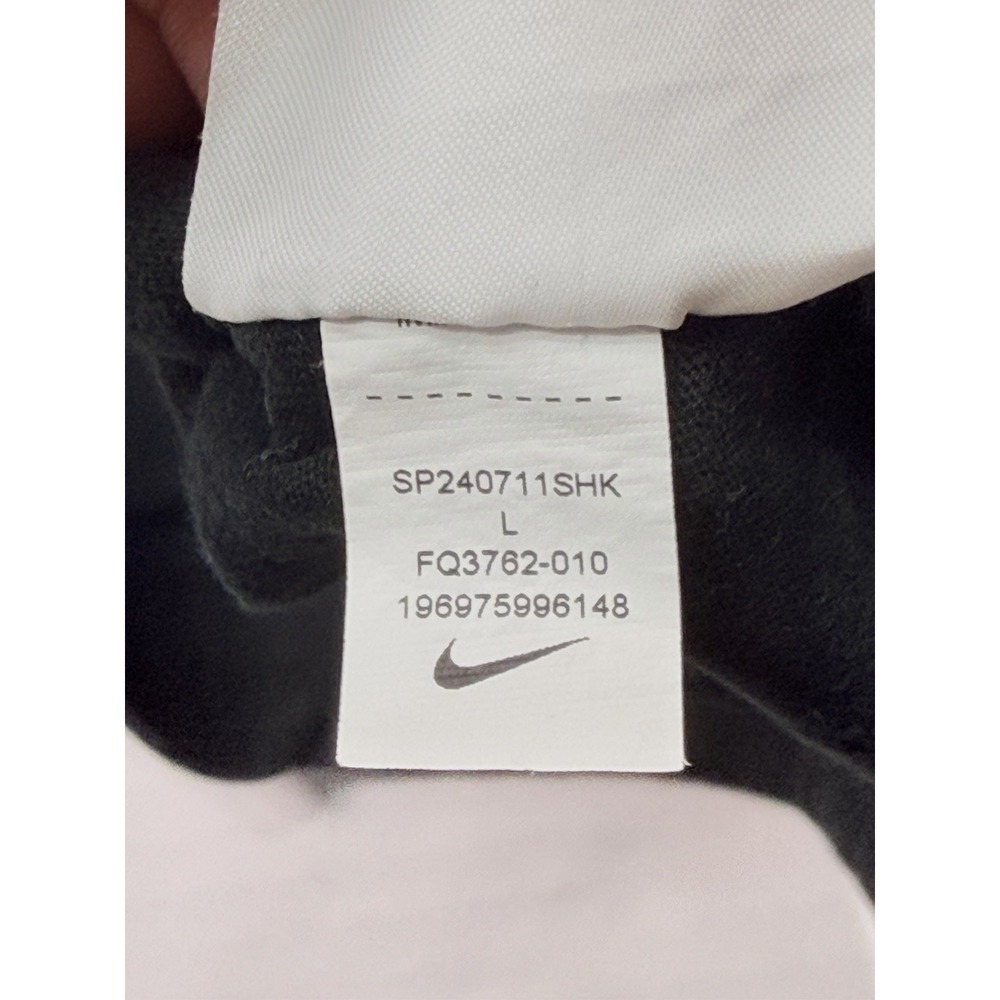 Nike Sportswear Sneaker Logo T Shirt Black Men's Large Loose Fit Embroidered - Picture 6 of 6